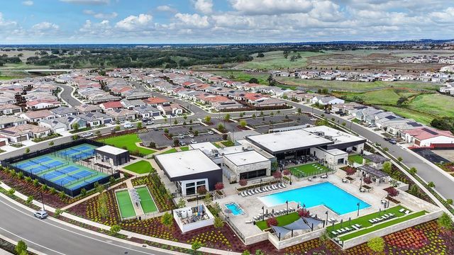 4062 Emerald Glen Ln, Folsom, CA 95630