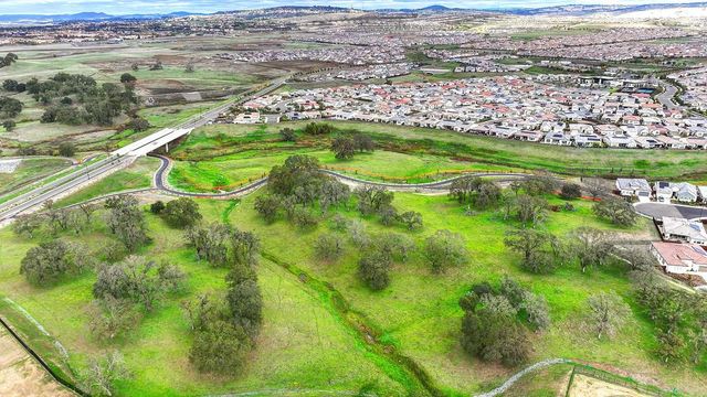 4062 Emerald Glen Ln, Folsom, CA 95630