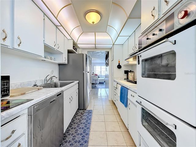 1868 SHORE DRIVE S 503, South Pasadena, FL 33707