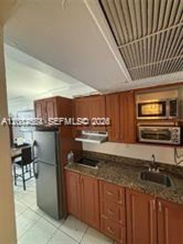 19201 Collins Avenue 934, Sunny Isles Beach, FL 33160