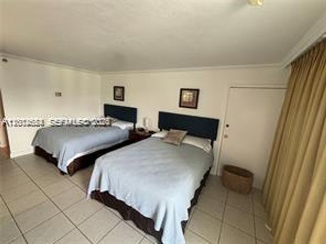 19201 Collins Avenue 934, Sunny Isles Beach, FL 33160