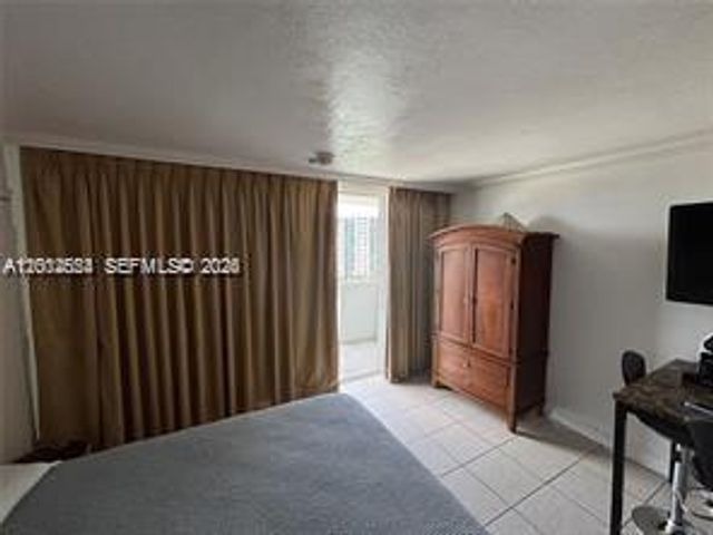 19201 Collins Avenue 934, Sunny Isles Beach, FL 33160