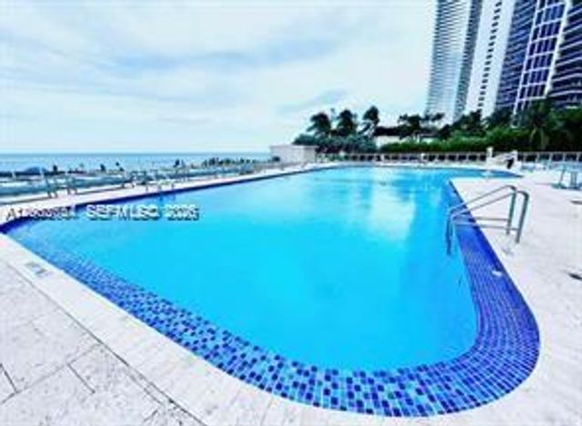 19201 Collins Avenue 934, Sunny Isles Beach, FL 33160