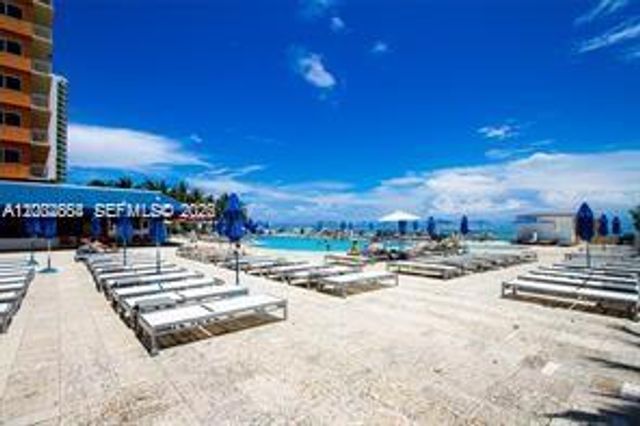 19201 Collins Avenue 934, Sunny Isles Beach, FL 33160
