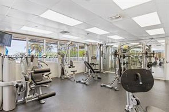 19201 Collins Avenue 934, Sunny Isles Beach, FL 33160