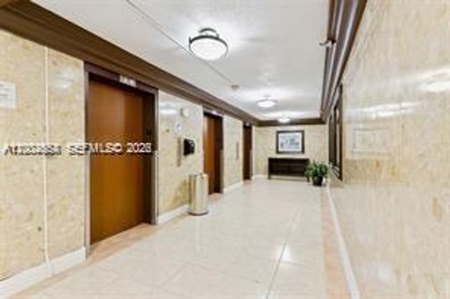 19201 Collins Avenue 934, Sunny Isles Beach, FL 33160