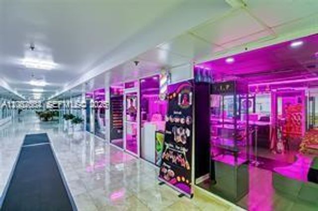 19201 Collins Avenue 934, Sunny Isles Beach, FL 33160