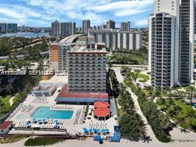 19201 Collins Avenue 934, Sunny Isles Beach, FL 33160