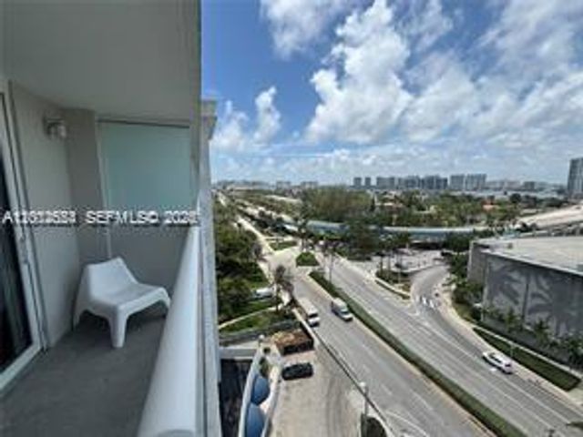 19201 Collins Avenue 934, Sunny Isles Beach, FL 33160