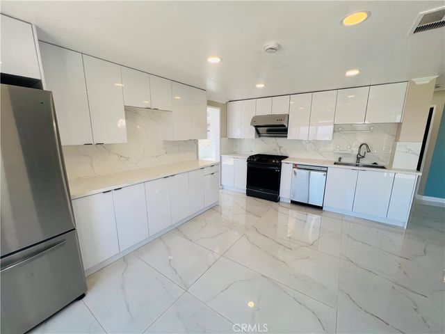 13279 Gemstone Ct, Chino Hills, CA 91709
