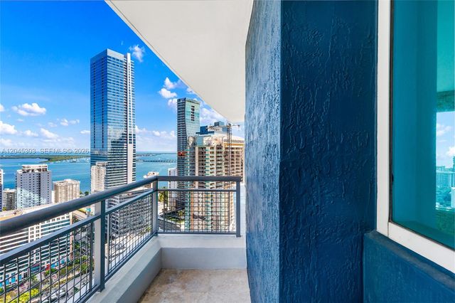 60 SW 13th St 3200, Miami, FL 33130