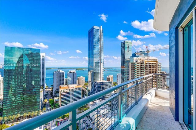 60 SW 13th St 3200, Miami, FL 33130