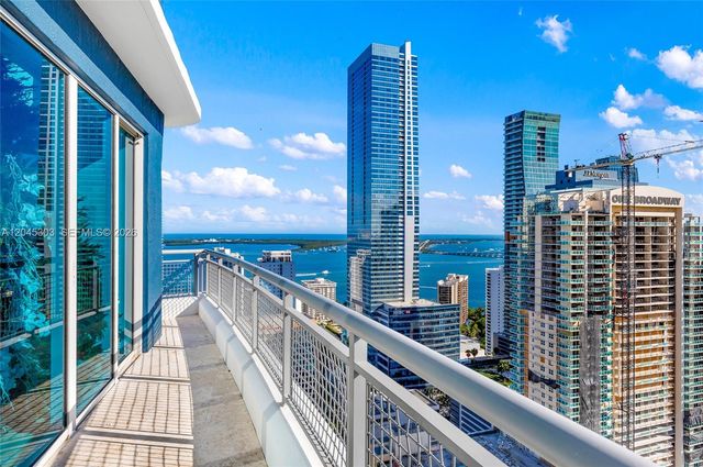 60 SW 13th St 3200, Miami, FL 33130