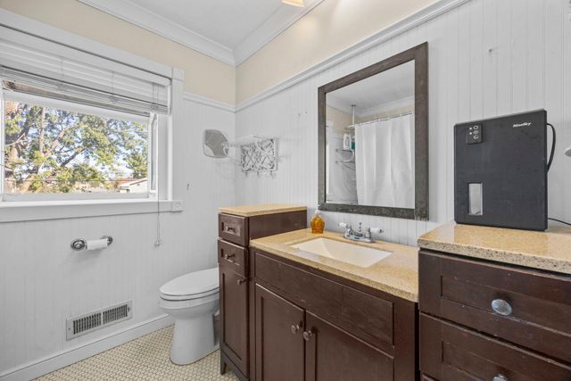 829 Mcintosh Drive, Apple Valley, MN 55124