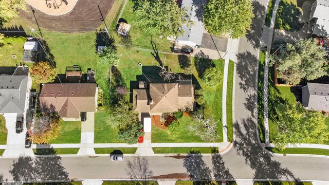 829 Mcintosh Drive, Apple Valley, MN 55124