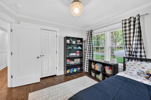 8332 Overbrook Road, Leawood, KS 66206