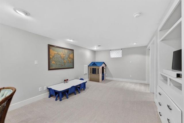 8332 Overbrook Road, Leawood, KS 66206
