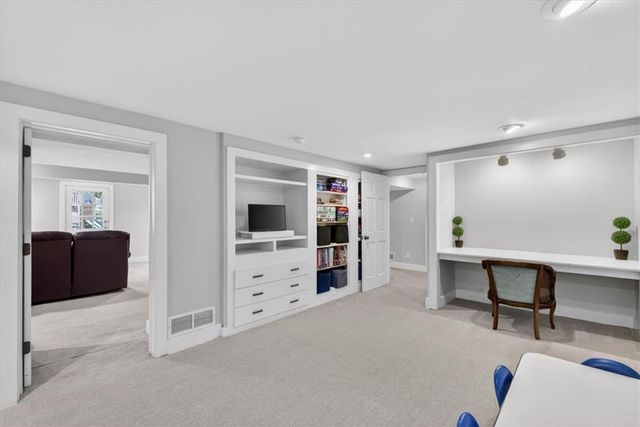 8332 Overbrook Road, Leawood, KS 66206