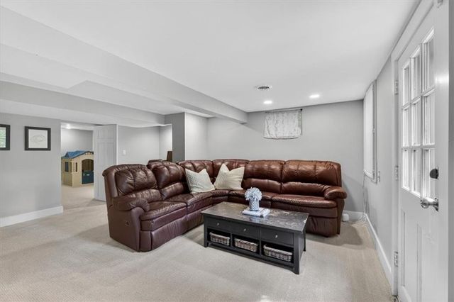 8332 Overbrook Road, Leawood, KS 66206