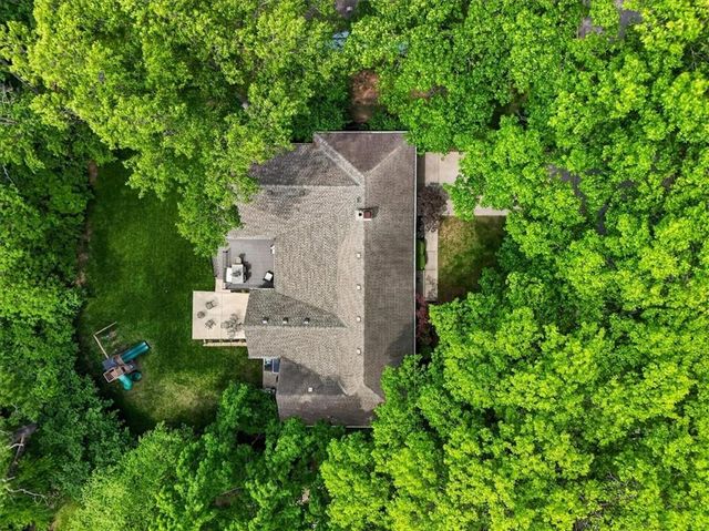 8332 Overbrook Road, Leawood, KS 66206