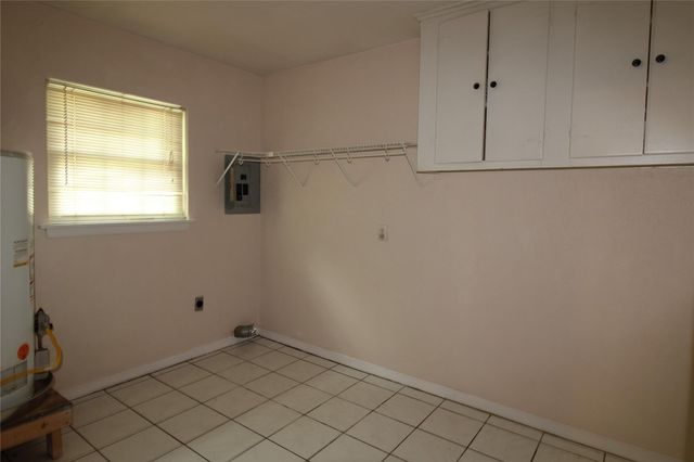 1800 Richardson Lane, Baytown, TX 77520