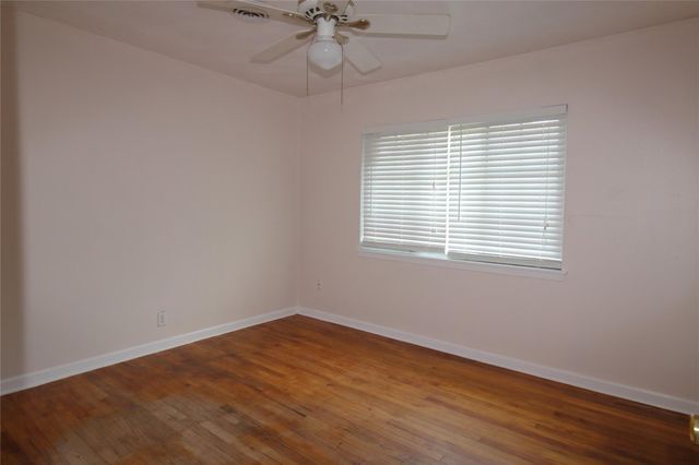 1800 Richardson Lane, Baytown, TX 77520