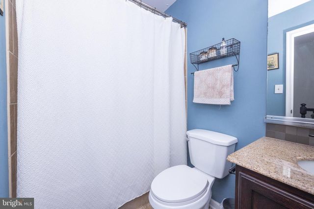 7 PLYMOUTH CT, Bordentown, NJ 08505