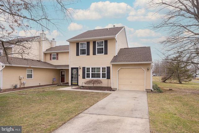 7 PLYMOUTH CT, Bordentown, NJ 08505