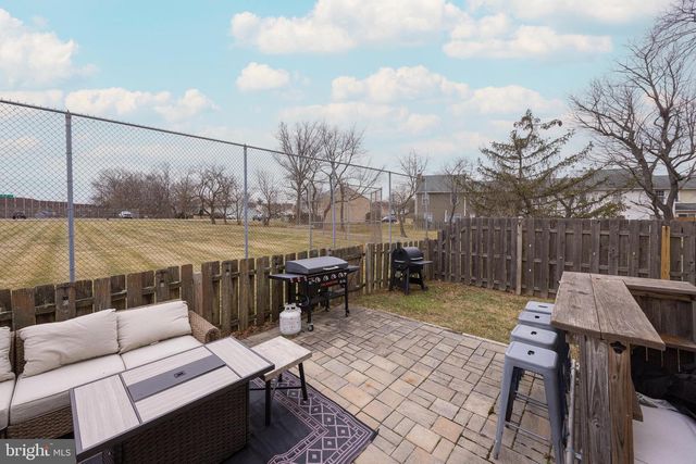 7 PLYMOUTH CT, Bordentown, NJ 08505