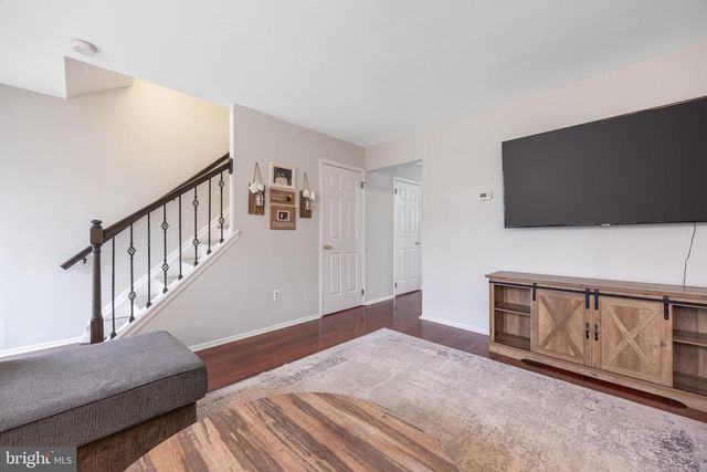 7 PLYMOUTH CT, Bordentown, NJ 08505