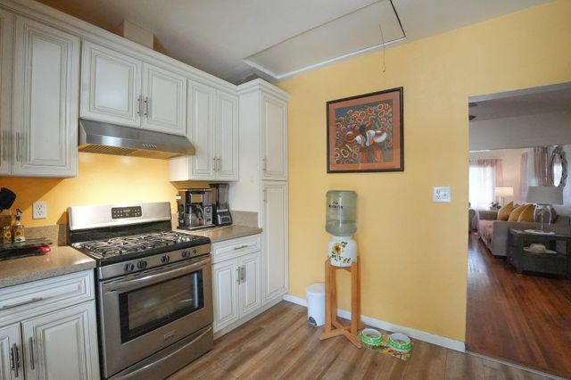 167 S Salida Place, Tulare, CA 93274