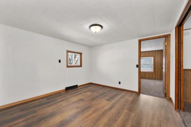 806 E Supple Street, Boyd, WI 54726