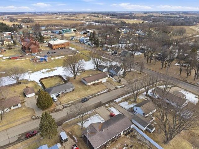 806 E Supple Street, Boyd, WI 54726