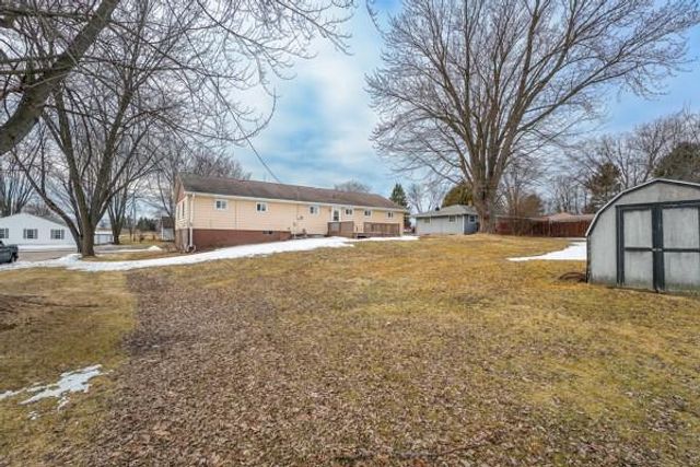 806 E Supple Street, Boyd, WI 54726