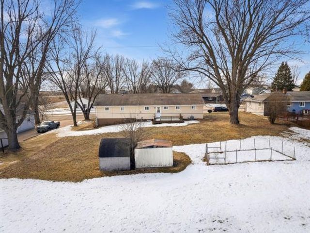 806 E Supple Street, Boyd, WI 54726