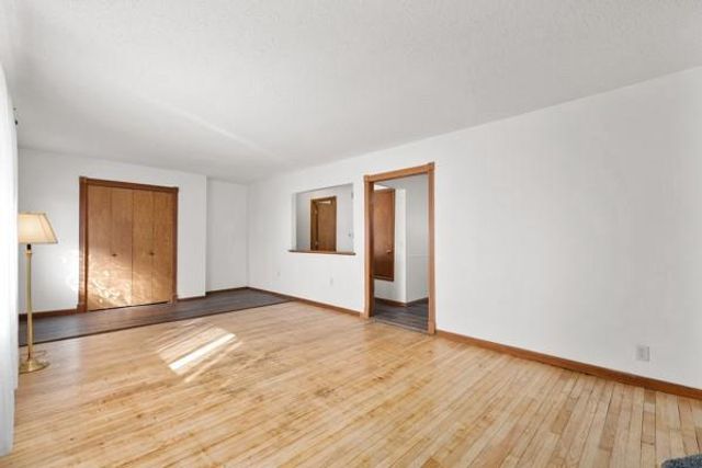 806 E Supple Street, Boyd, WI 54726