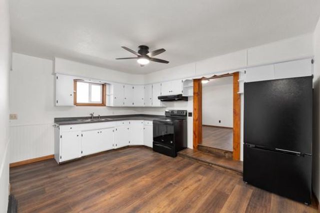 806 E Supple Street, Boyd, WI 54726