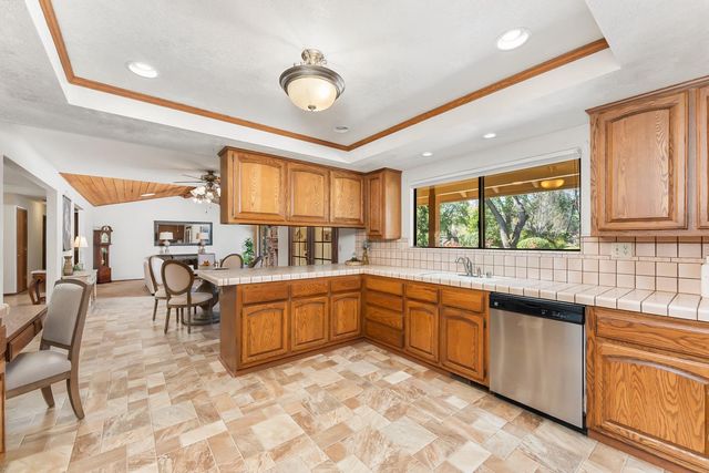 3708 Millbrae Rd, Cameron Park, CA 95682