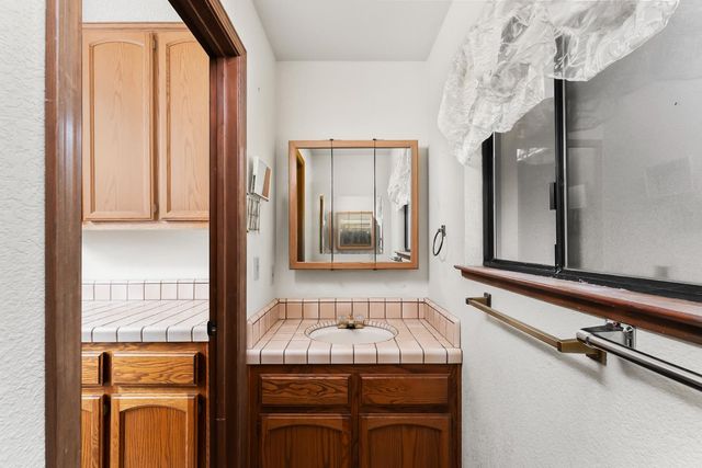 3708 Millbrae Rd, Cameron Park, CA 95682