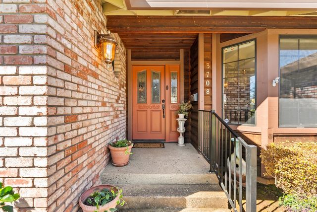 3708 Millbrae Rd, Cameron Park, CA 95682