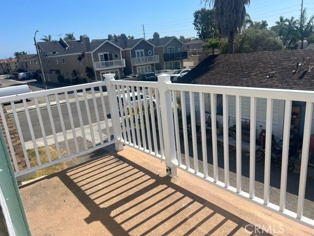 1605 Huntington Street, Huntington Beach, CA 92648
