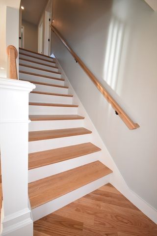 28 Fairview Avenue, Ipswich, MA 01938
