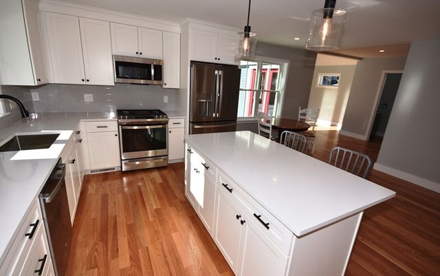 28 Fairview Avenue, Ipswich, MA 01938