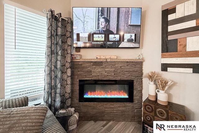 8008 N 86th Avenue, Omaha, NE 68122