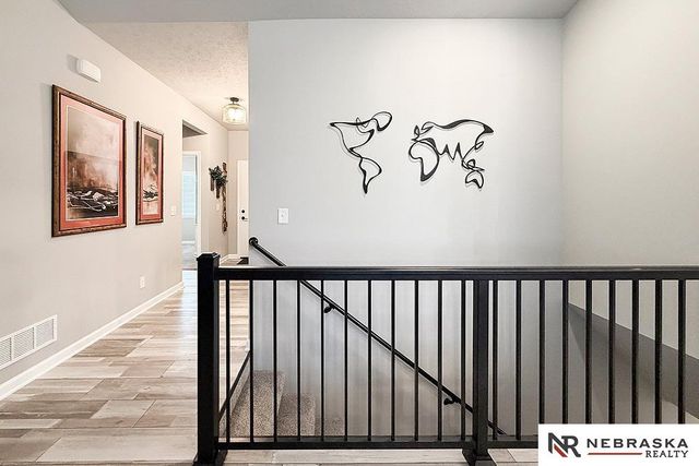 8008 N 86th Avenue, Omaha, NE 68122