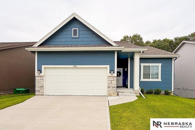 8008 N 86th Avenue, Omaha, NE 68122