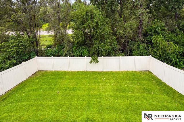 8008 N 86th Avenue, Omaha, NE 68122