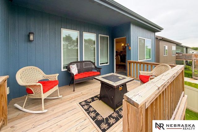 8008 N 86th Avenue, Omaha, NE 68122