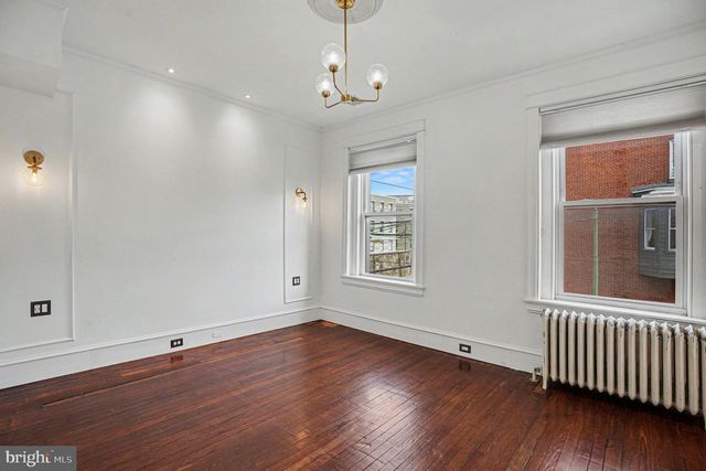 894 N 25TH ST, Philadelphia, PA 19130