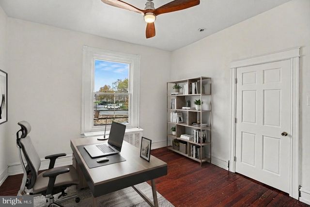 894 N 25TH ST, Philadelphia, PA 19130